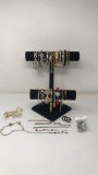 LOT OF COSTUME JEWELRY BRACELETS