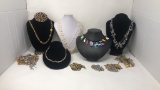 LOT OF COSTUME JEWELRY NECKLACES