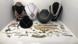 LOT OF COSTUME JEWELRY NECKLACES & PENDANTS