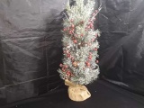 BEAUTIFUL FLOCKED CHRISTMAS TREE WITH BERRIES