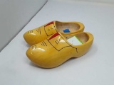 GERMAN STYLE DECORATIVE WOODEN CLOGS