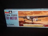 MONOGRAM BRAND 1/72ND SCALE MODEL AIRPLANE KIT