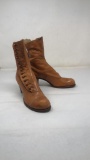 VINTAGE BROWN LEATHER BOOTS