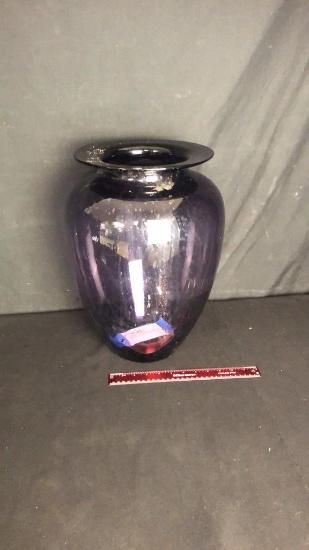 LARGE AMETHYST PILGRIM GLASS VASE