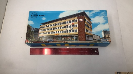 KIBRI HO B-8200. DOWNTOWN OFFICE BUILDING