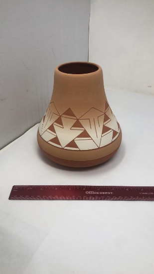 HAND MADE NATIVE AMERICAN "SIOUX" VASE