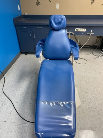 A-DEC CHILDREN'S DENTIST CHAIR - BLUE