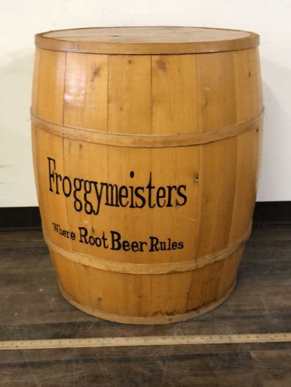 VINTAGE FROGGY MEISTERS ROOT BEER BARREL