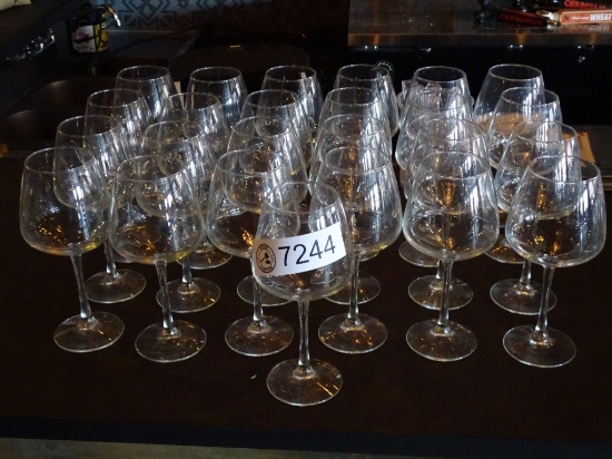 25) RED WINE GLASSES.