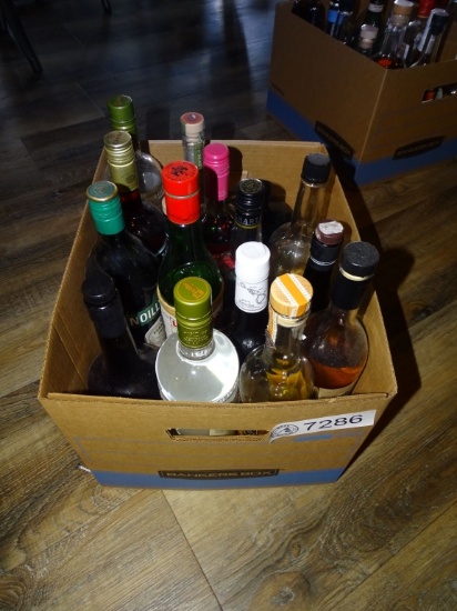 MISC. COLLECTOR BOTTLES OF LIQUOR.