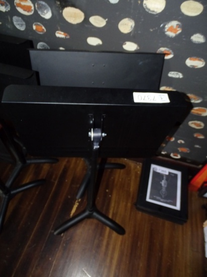 2) MANHASSET MUSIC STANDS.