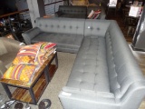 MID-CENTURY MODERN DESIGN SECTIONAL.