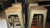 4 INDUSTRIAL DESIGN BAR STOOLS.
