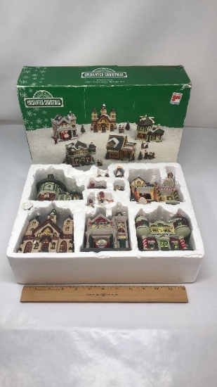 ENCHANTED CHRISTMAS VILLAGE SET