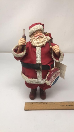 CLOTHEIQUE PEPSI-COLA SANTA FIGURINE