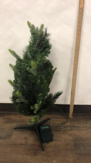 2FT PRE-LIT TREE