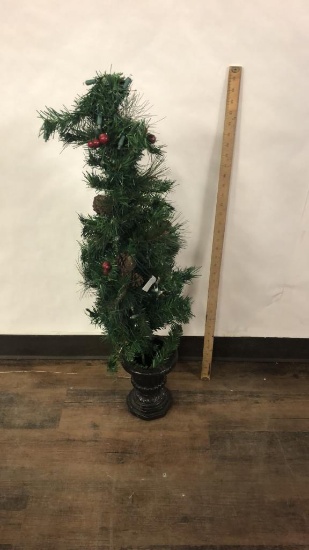 42" PRE-LIT & DECORATED TREE