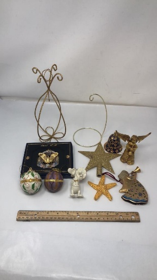ASSORTMENT OF GOLD-COLORED ORNAMENTS