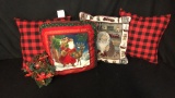 4 THROW PILLOWS