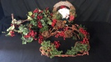 RATTAN SANTA WREATH & HOLIDAY GRAPEVINE DECOR