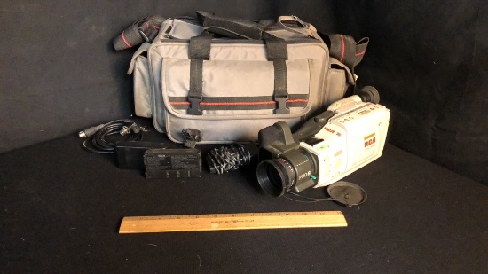 RCA PRO 8 CAMCORDER WITH ACCESSORIES AND BAG
