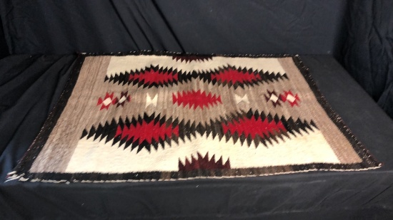 HAND WOVEN NATIVE AMERICAN WESTERN RUG
