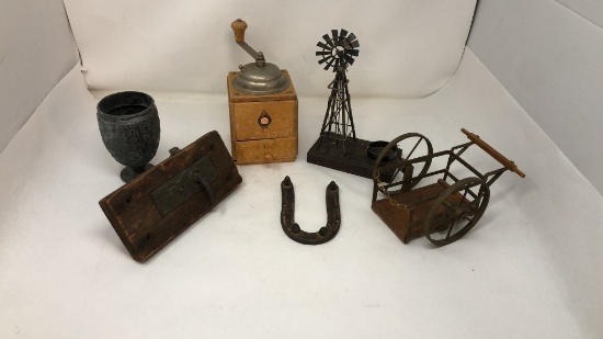 COFFEE MILL GRINDER & FARMHOUSE DECOR