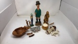 FOLKART & ANIMAL STATUE FIGURINES