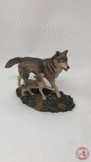 HAMILTON COLLECTION "FIRST ADVENTURE" WOLF STATUE