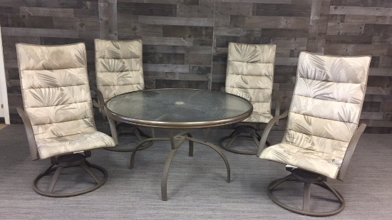 PATIO DINING SET: GLASS TABLE & 4) SWIVEL CHAIRS