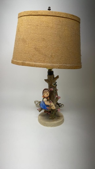 M.I. HUMMEL FIGURINE LAMP "APPLE TREE GIRL"
