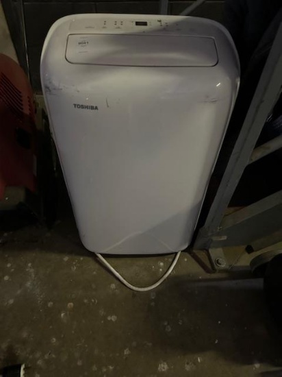 TOSHIBA MOVEABLE AIR CONDITION