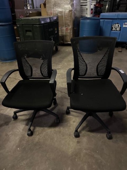 4) BLACK ROLLING OFFICE CHAIRS