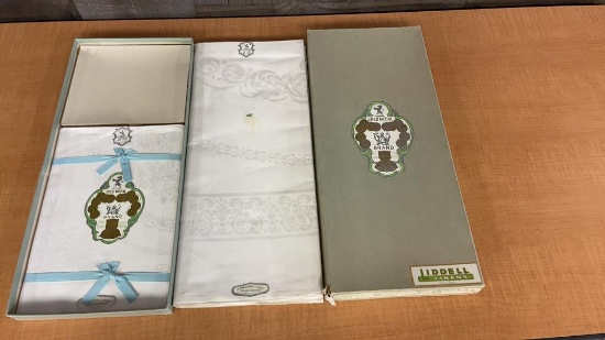 VTG LIDDELL'S GOLD METAL BRAND IRISH DAMASK LINENS