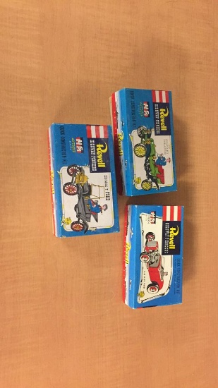 3) REVELL QUICK CONSTRUCTION MODEL KITS