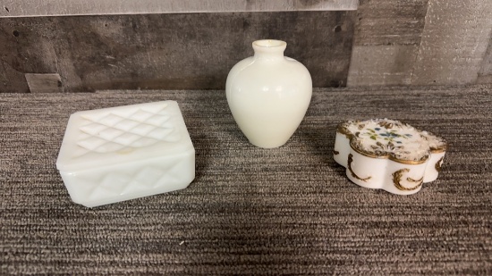 DITHRIDGE MILK GLASS VANITY BOX & MORE