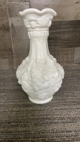 IMPERIAL LOGENBERRY GRAPE VINE EMBOSSED VASE