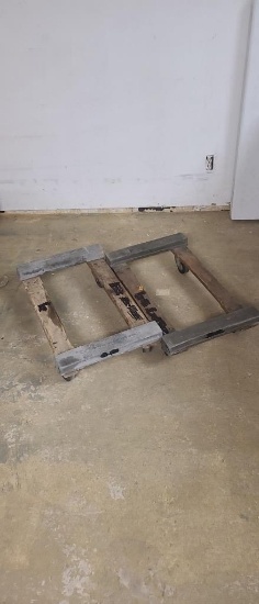 PAIR OF NEW HAVEN MOVING HARDWOOD ANVIL DOLLIES