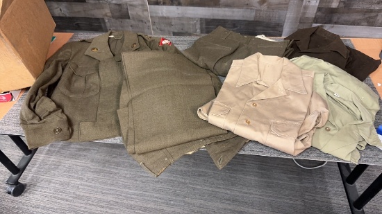 VINTAGE MILITARY UNIFORMS