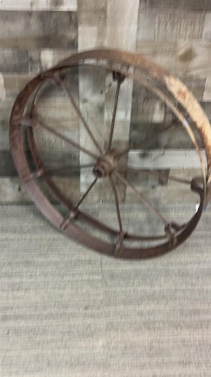 ANTIQUE CAST IRON WAGON WHEEL