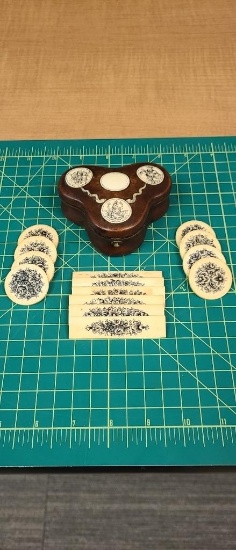ANGLO INDIAN WOODEN GAME COUNTER BOX