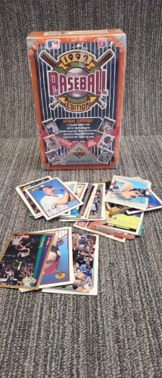 UNOPENED BASEBALL CARD RETAIL BOXES: UPPER DECK