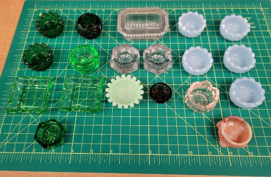 VTG DEPRESSION GLASS SALT CELLARS