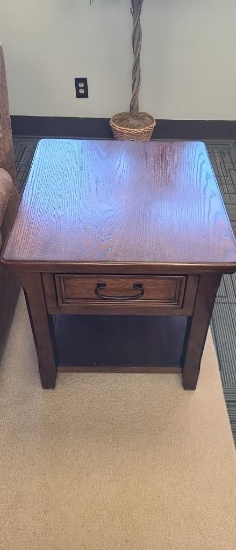 RECTANGULAR END TABLE