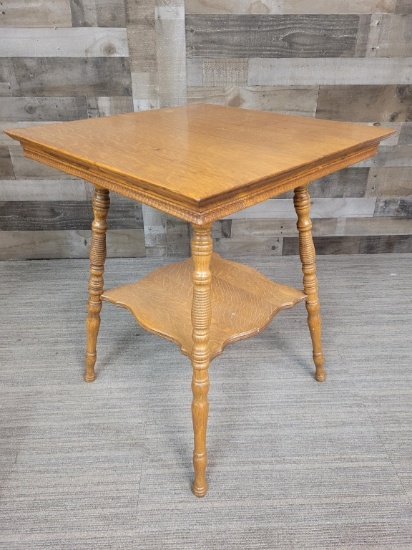 VICTORIAN OAK PARLOR TABLE