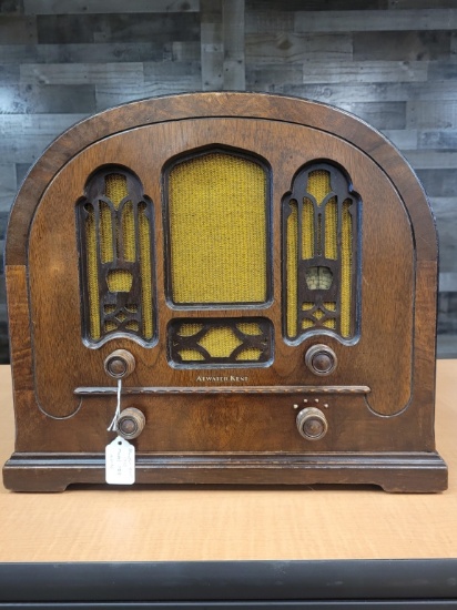 VTG ATWATER KENT DOME TUBE RADIO MODEL 708