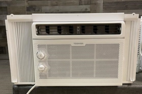 TOSHIBA WINDOW AIR CONDITIONER