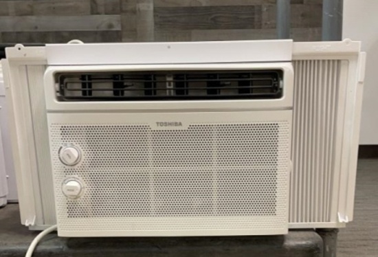 TOSHIBA WINDOW AIR CONDITIONER