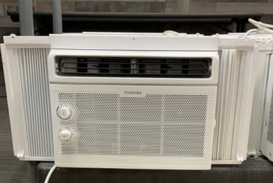 TOSHIBA WINDOW AIR CONDITIONER
