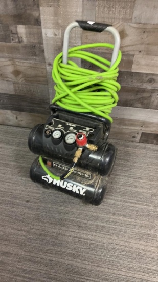 HUSKY WHEELED STACK TANK COMPRESSOR     H1504ST2